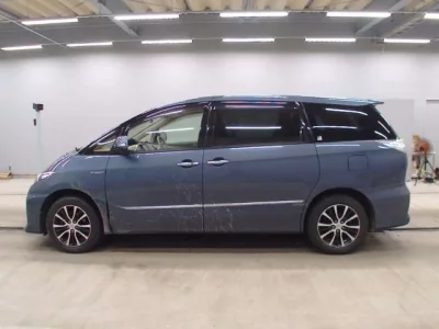Toyota ESTIMA HYBRID
