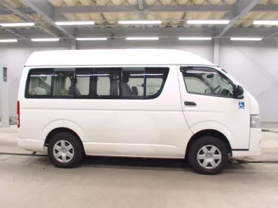 Toyota REGIUS ACE VAN