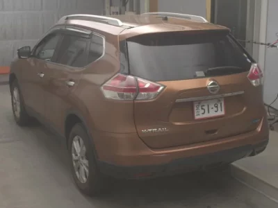 Nissan X-TRAIL
