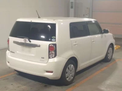 Toyota COROLLA RUMION