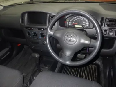 Toyota SUCCEED