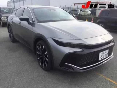 Toyota CROWN CROSSOVER
