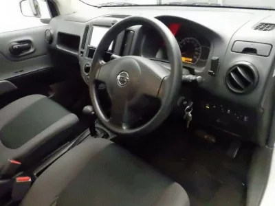 Nissan AD