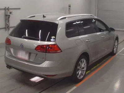 Volkswagen GOLF VARIANT