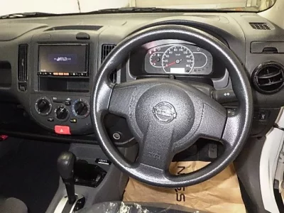 Nissan AD