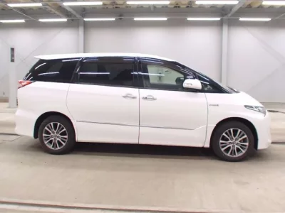 Toyota ESTIMA HYBRID