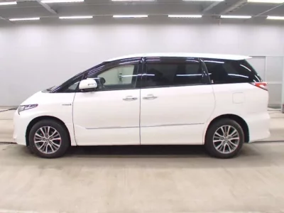 Toyota ESTIMA HYBRID