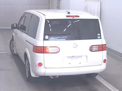 Nissan LAFESTA