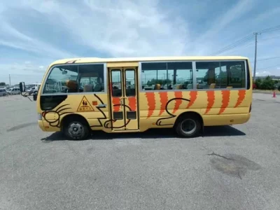 Toyota COASTER