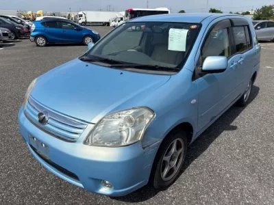 Toyota RAUM