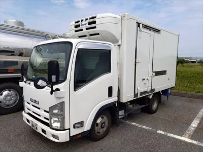 Isuzu ELF