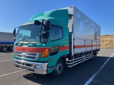 Hino TRUCK