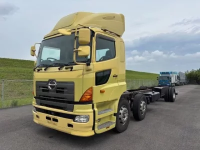 Hino TRUCK