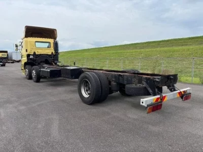 Hino TRUCK