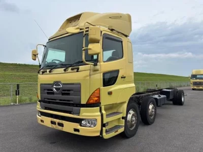 Hino TRUCK