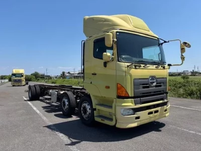 Hino TRUCK