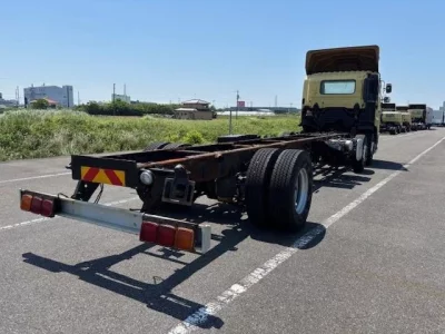 Hino TRUCK