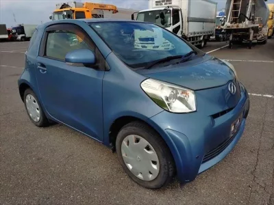 Toyota IQ