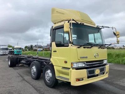 Hino TRUCK