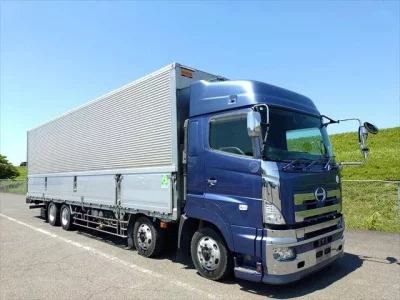 Hino TRUCK