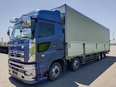 Hino TRUCK