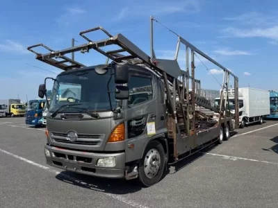 Hino TRUCK