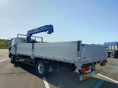 Mitsubishi FUSO TRUCK
