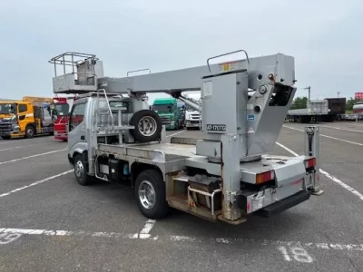 Hino DUTRO