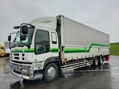 Isuzu TRUCK