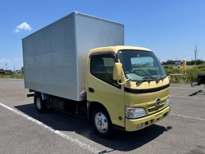 Hino DUTRO