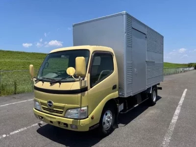 Hino DUTRO