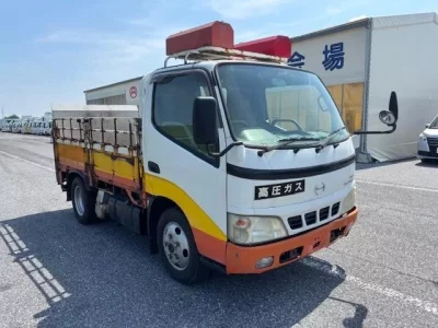 Hino DUTRO