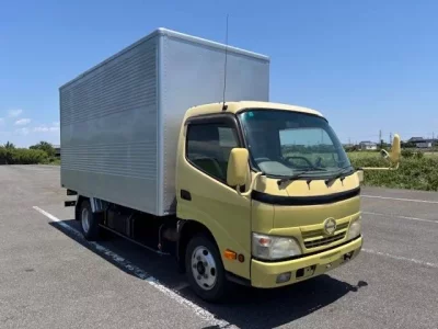 Hino DUTRO