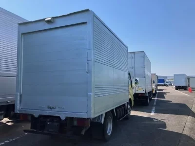 Hino DUTRO