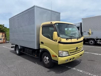 Hino DUTRO