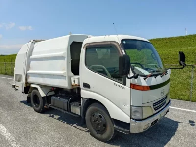 Hino DUTRO