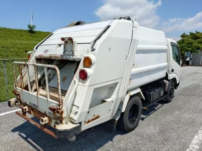 Hino DUTRO