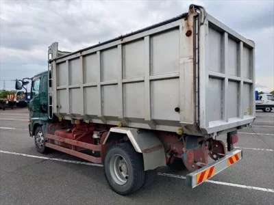 Hino TRUCK