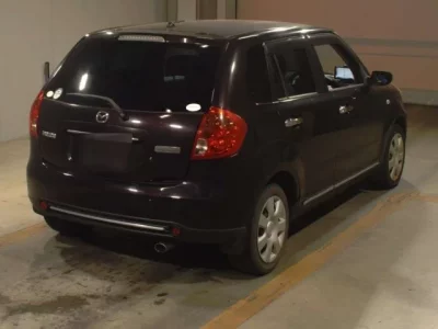 Mazda VERISA