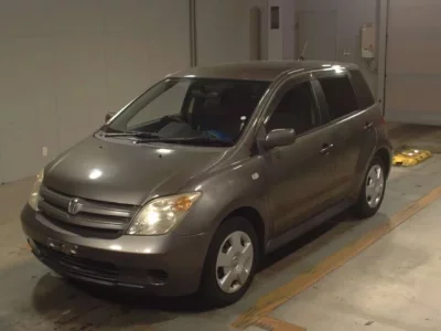Toyota IST