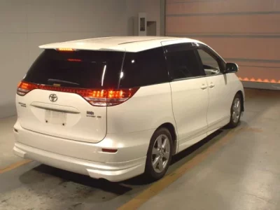 Toyota ESTIMA HYBRID