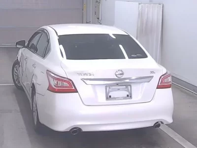 Nissan TEANA