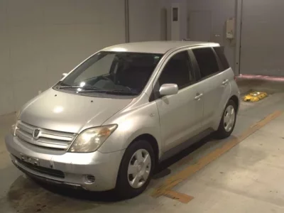 Toyota IST