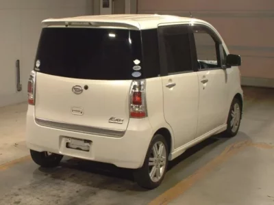 Daihatsu TANTO EXE