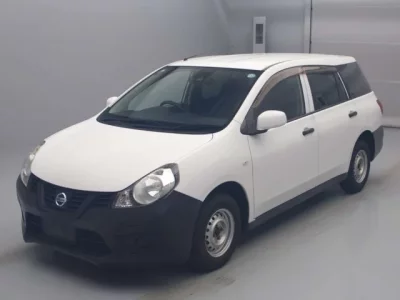 Nissan AD