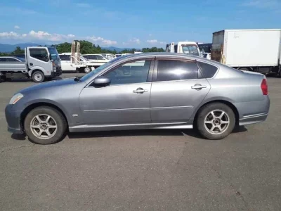 Nissan FUGA