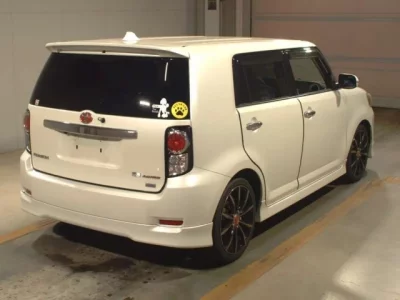 Toyota COROLLA RUMION
