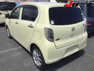 Daihatsu MIRA E S