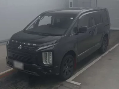 Mitsubishi DELICA D5