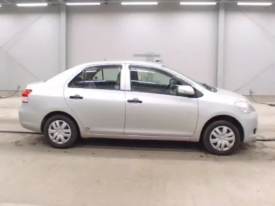Toyota BELTA